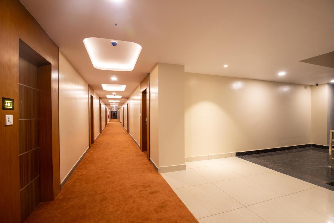 Butwāl Hotel Palm International מראה חיצוני תמונה